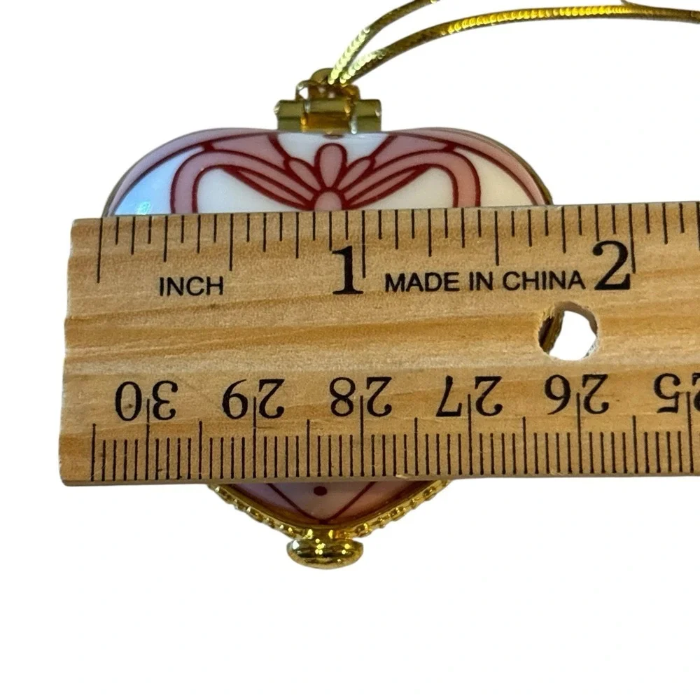 Bow Heart Ornament Pink White‎ Enamel 